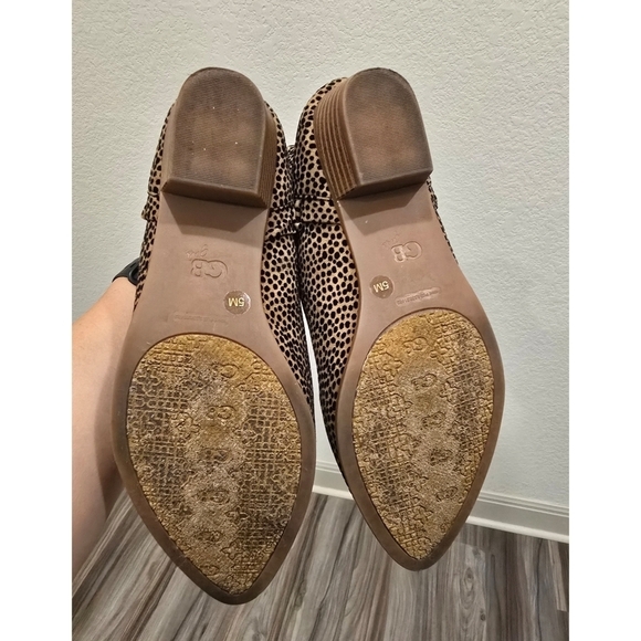 GB GIRLS Suede Leather Animal Print Side Ruffle Booties - Size 5 - Stylish & Fun - Picture 5 of 6